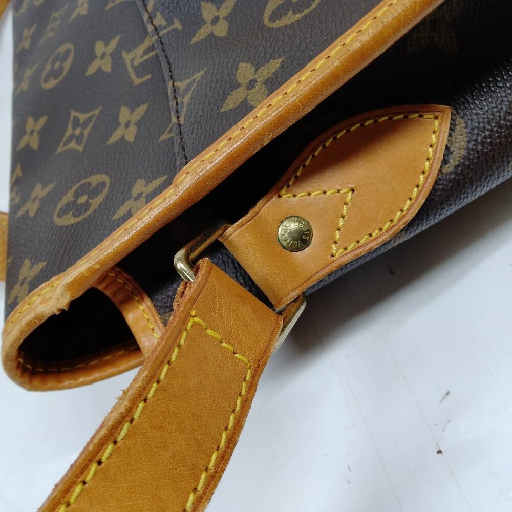Authentic Louis Vuitton Gibeciere GM Brown Monogram Shoulder Bag mn754-011026 - Picture 8 of 16